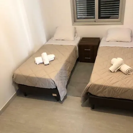 Apartment Brand New Lux Mackenzie